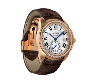The comfortable copy Calibre De Cartier WF100013 watches have brown alligator leather straps. 